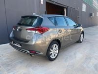 Usado Toyota Auris Business Edition 116 CV (85 kW) 2017 Marrón Berlina