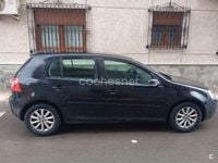 Usado VW Golf V 102 CV (75 kW) 2007 Negro Berlina