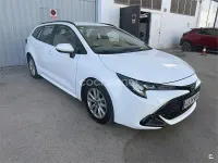 Usado Toyota Corolla Business Edition 140 CV (102 kW) 2024 Blanco Familiar