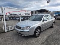 Usado Ford Mondeo Ghia 130 CV (95 kW) 2005 Gris / plata Berlina