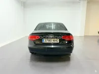 Usado Audi A4 136 CV (100 kW) 2011 Negro Berlina