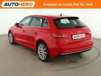 Begagnad Audi A3 Design 116 HK (85 kW) 2017 Röd Sedan