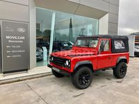 Usado Land Rover Defender 122 CV (89 kW) 1999 Rojo SUV