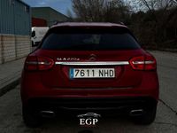 Usado Mercedes GLA220 AMG line 177 CV (130 kW) 2017 Rojo SUV