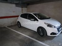 Usado Peugeot 208 Style 100 CV (73 kW) 2016 Blanco Utilitario