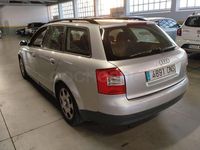 Usado Audi A4 163 CV (119 kW) 2003 Gris / plata Familiar