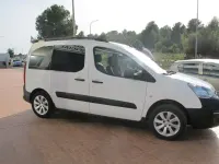Usado Peugeot TePee Outdoor 99 CV (72 kW) 2018 Blanco Van