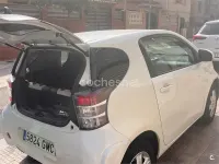 Usado Toyota iQ 68 CV (50 kW) 2009 Blanco Utilitario