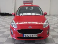Usado Ford Fiesta Trend 85 CV (62 kW) 2017 Rojo Utilitario