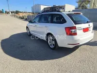 Usado Skoda Octavia Ambition 115 CV (84 kW) 2020 Blanco Familiar