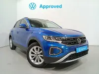 Usado VW T-Roc Life 110 CV (80 kW) 2024 Azul SUV