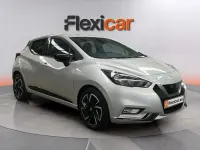 Usado Nissan Micra 92 CV (67 kW) 2022 Gris Utilitario