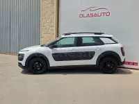 Usado Citroën C4 Cactus Shine 100 CV (73 kW) 2015 Blanco Utilitario
