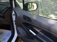 Usado Ford Transit Trend 100 CV (73 kW) 2018 Blanco Monovolumen