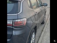 Usado Jeep Compass Longitude 130 CV (95 kW) 2022 Gris / plata SUV