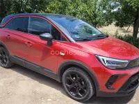Usado Opel Crossland GS Line 110 CV (80 kW) 2022 Rojo SUV