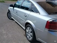 Usado Opel Vectra Elegance 120 CV (88 kW) 2007 Gris / plata Berlina