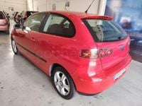 Usado Seat Ibiza Sport 64 HP (47 kW) 2005 Vermelho Citadino