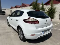 Usado Renault Mégane III LIMITED 110 CV (80 kW) 2015 Blanco Berlina