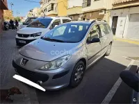 Usado Peugeot 307 90 CV (66 kW) 2006 Gris / plata Familiar