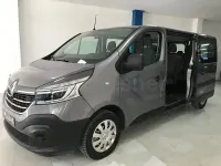 Usado Renault Trafic LIMITED 120 CV (88 kW) 2020 Gris / plata Monovolumen