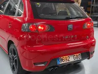 Usado Seat Ibiza FR 130 CV (95 kW) 2008 Rojo Berlina