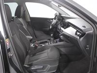 Usado Skoda Kamiq 110 CV (80 kW) 2022 Gris SUV