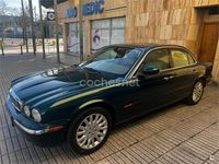 Usado Jaguar XJ8 298 CV (219 kW) 2004 Verde Berlina