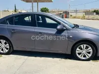 Usado Chevrolet Cruze LTZ 163 CV (119 kW) 2013 Gris / plata Berlina