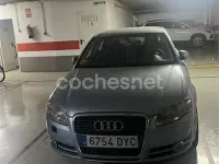 Usado Audi A4 140 CV (102 kW) 2006 Azul Familiar