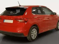 Usado Skoda Fabia Selection 95 CV (69 kW) 2024 Naranja Utilitario