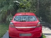 Usado Opel Astra GTC Sport 120 CV (88 kW) 2005 Rojo Berlina