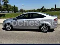Usado Ford Mondeo 115 CV (84 kW) 2011 Gris / plata Berlina