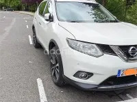 Usado Nissan X-Trail Acenta 130 CV (95 kW) 2015 Blanco SUV
