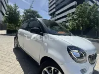 Usado Smart ForFour Passion 90 CV (66 kW) 2016 Blanco Utilitario