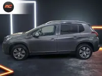Usado Peugeot 2008 Style 99 CV (72 kW) 2018 Gris SUV