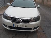 Usado Renault Latitude Privilege 150 CV (110 kW) 2012 Blanco Berlina