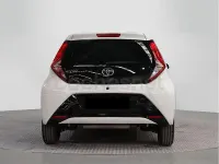 Usado Toyota Aygo X-play 72 CV (52 kW) 2021 Blanco Utilitario