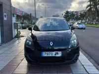 Usado Renault Scénic Authentique 85 CV (62 kW) 2009 Negro Monovolumen