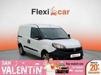 Usado Fiat Doblò Easy Plus 95 CV (69 kW) 2022 Blanco Monovolumen