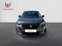 Usado Peugeot 2008 Active 100 CV (73 kW) 2022 Gris / plata SUV