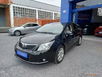 Usado Toyota Avensis Executive 150 CV (110 kW) 2009 Negro Familiar