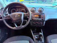 Usado Seat Ibiza Reference 90 CV (66 kW) 2016 Rojo Berlina