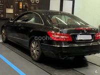 Usado Mercedes E220 Elegance 170 CV (125 kW) 2010 Negro Coupe