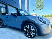 Usado Mini Cooper Cabriolet 163 CV (119 kW) 2025 Gris / plata Descapotable