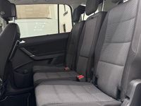 Usado VW Touran 115 CV (84 kW) 2017 Gris Monovolumen