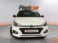 Begagnad Hyundai i20 100 HK (73 kW) 2020 Vit Halvkombi