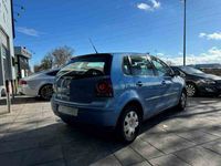Usado VW Polo United 70 CV (51 kW) 2008 Azul Berlina