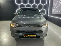 Usado Mitsubishi Outlander Motion 203 CV (149 kW) 2014 Gris / plata SUV