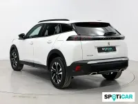 Usado Peugeot 2008 Allure 131 CV (96 kW) 2023 Blanco SUV
